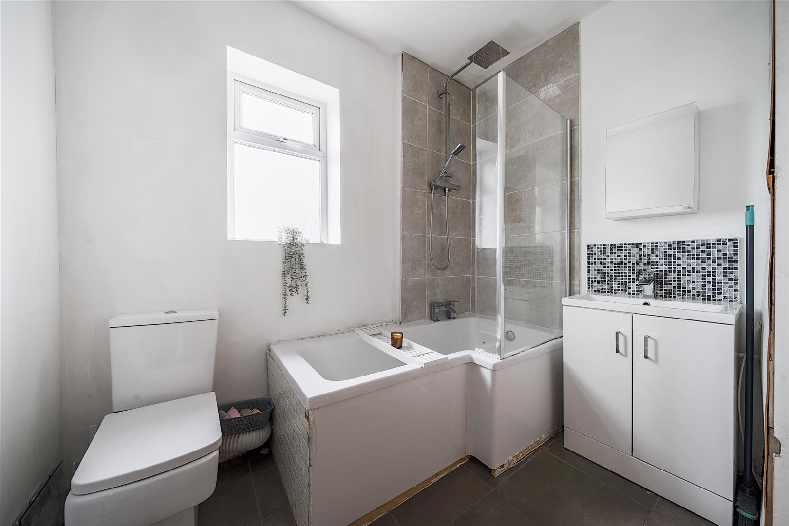 Pentregethin Road, Gendros, Swansea, SA5 8AH